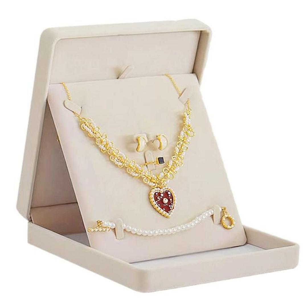 🎁 Coffret bijoux – Boucles d’oreilles, collier et bague